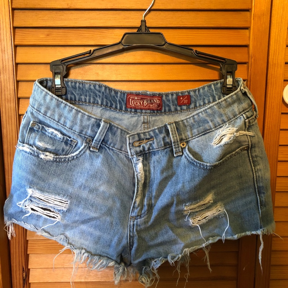 Lucky shorts